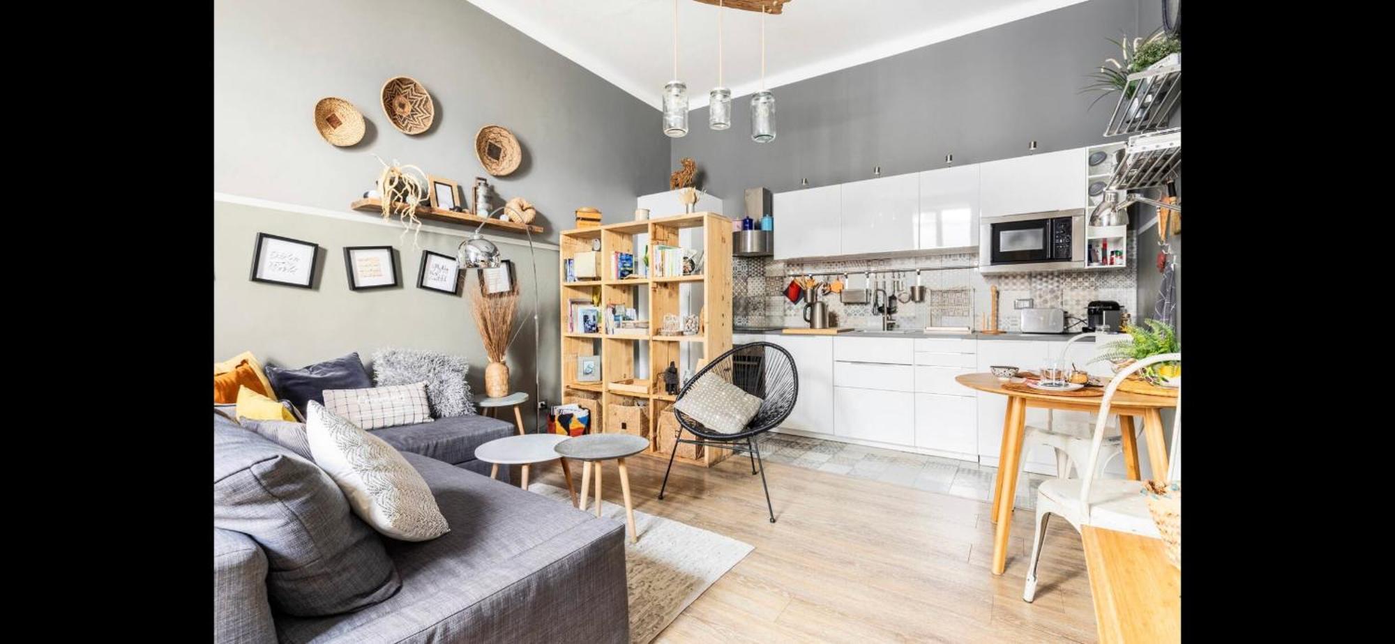 Cocoon, Atypical Flat In Historic Center & Breakfast Apartment Sarzana Bagian luar foto